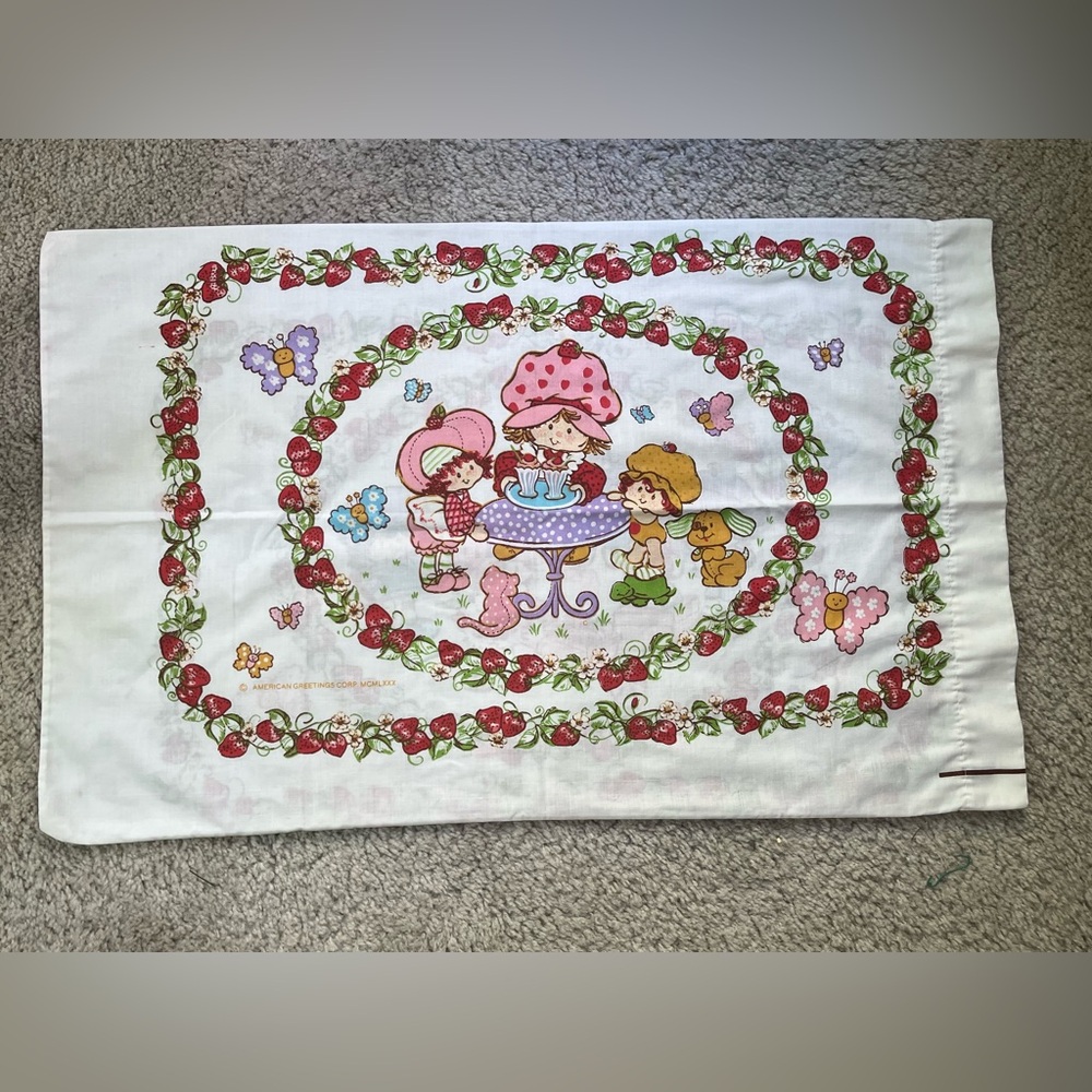 Vintage Strawberry Shortcake Tea Time Pillowcase - White with Pink & Red
